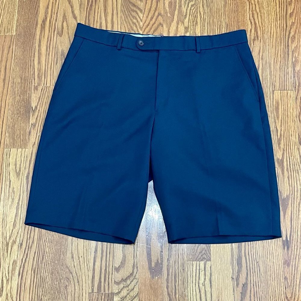 Maus & Hoffman Navy Blue Flat Front Dress Shorts. Size 36.